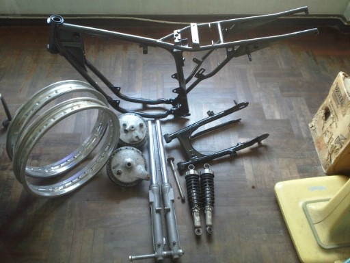 ขายยกชุดพร้อมเครื่อง 3000 ครับ โทร 0832340458 แก๊บ