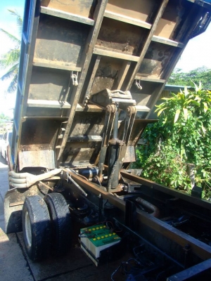 ขาย6ล้อดั้ม เดกก้า 195 HP สวยๆพร้อมใช้งาน