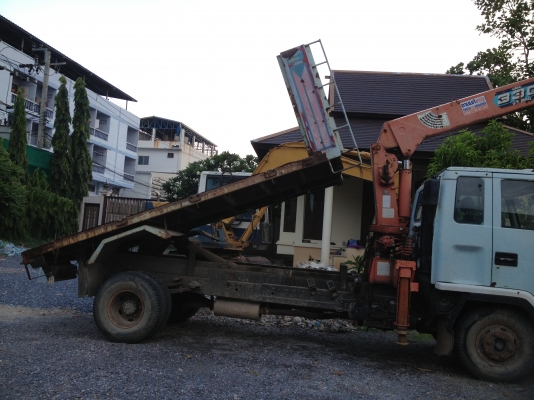 ขายรถบรรทุกดั๊มพ์ติดเครน ขายรถบรรทุกดั๊มพ์ติดเครน