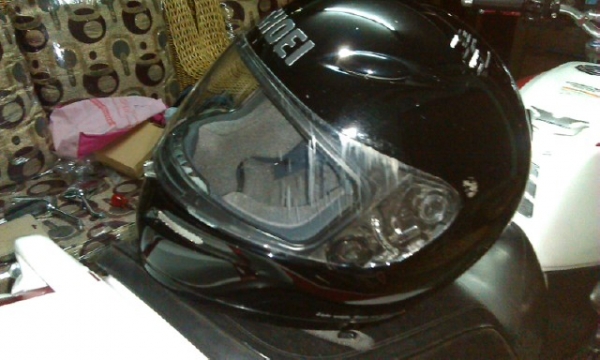 shoei z4 ถูกๆ ทำตก ขายตามสภาพ
