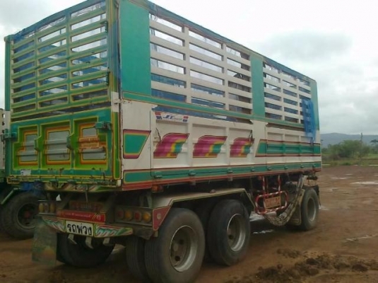 ISUZU DECA FXZ 360 HP EURO2 ปี 52 รถพ่วงแม่+ลูก กระบะดั๊มพ์เหล็กของอู่ ST เทรลเลอร์สภาพสวยมากทั้งแม่ทั้งลูก ลูก 3 เพลาดั๊มพ์ความยาว 6.80 เมตร ช่วงล่างดียาง้ต็มสภาพดี 80\% พร้อมบรรทุกพร้อมใช้งาน เครื่องแน่นแรงดี ภายในครบอุปกรณ์อำนวยความสะดวกครบครัน เอกสารทะ