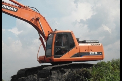 แมคโคร Doosan 225 สภาพดีสวยๆ
