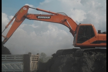 แมคโคร Doosan 225 สภาพดีสวยๆ