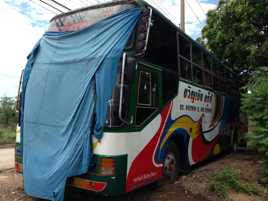 ขายรถบัสพัดลมคัสซีเบนนิสสัน สภาพดีเครื่องดี ขายรถบัสพัดลมคัสซีเบนนิสสัน สภาพดีเครื่องดี
