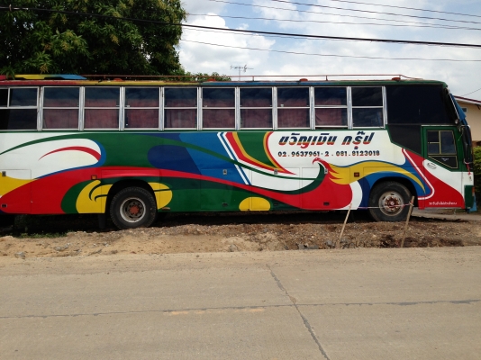 ขายรถบัสพัดลมคัสซีเบนนิสสัน สภาพดีเครื่องดี ขายรถบัสพัดลมคัสซีเบนนิสสัน สภาพดีเครื่องดี