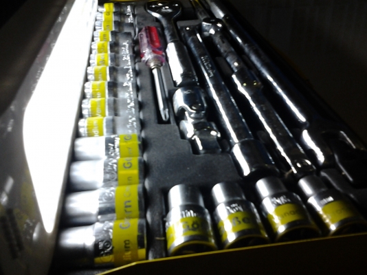 ขายชุดบล็อค 4 หุน ชลบุรี ขายชุดบล็อค 4 หุน ชลบุรี