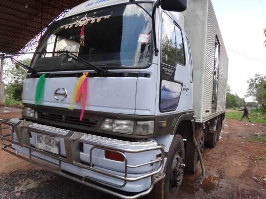 ขายด่วน  รถสิบล้อเพลาเดียว  HINO  FL  3M  หัวกับแชชชี  ไม่เกี่ยวกับตู้