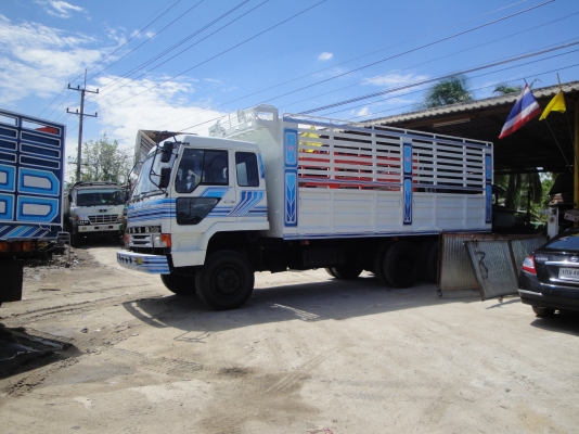 MITSUBISHI 10 ล้อ เพลาเดียว ยาว 6.20 รถสวยทำสีเรียบร้อย พร้อมใช้งาน เครื่อง 6d14 MITSUBISHI 10 ล้อ เพลาเดียว ยาว 6.20 รถสวยทำสีเรียบร้อย พร้อมใช้งาน เครื่อง 6d14