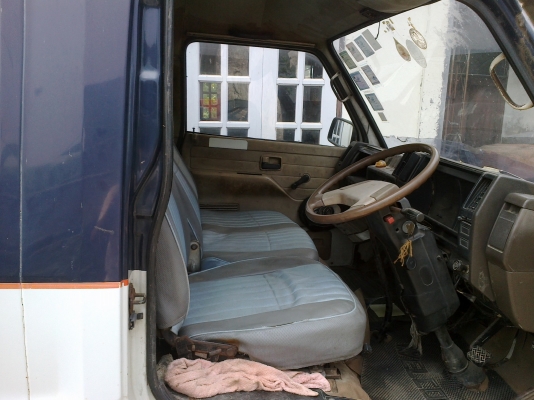 ขายรถตู้ ISUZU BUDDY