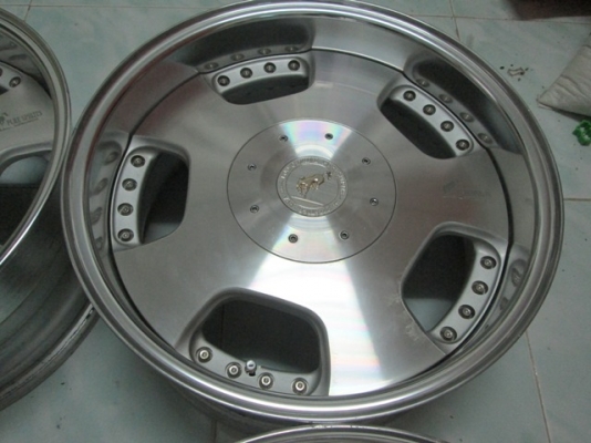 ขายล้อม้าทอง