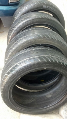 แม็ก 17 แถมยาง 1 ชุด สีทองเหลือบแก้ว 4 รู 100