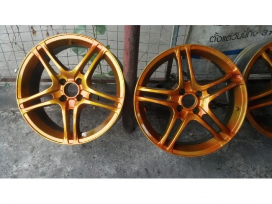 แม็ก 17 แถมยาง 1 ชุด สีทองเหลือบแก้ว 4 รู 100