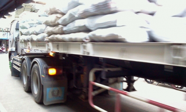 NISSAN DIESEL 22 ล้อ พร้อมหาง 3 เพลา พนัส NISSAN DIESEL 22 ล้อ พร้อมหาง 3 เพลา พนัส