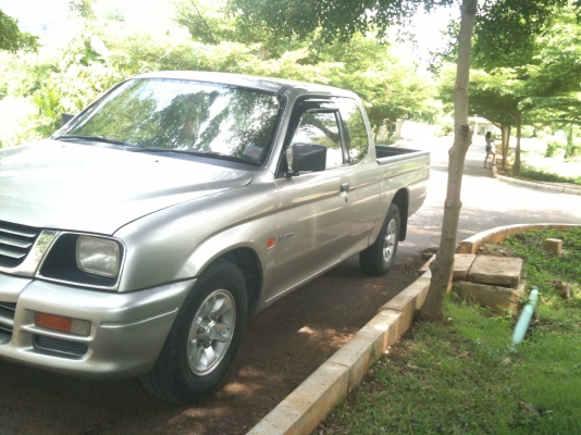 ขายสตราด้า 2.8 สวยๆคับ ปี 96 รถบ้านมือเดียว พร้อมใช้งาน ไม่ต้องซ่อม ขายสตราด้า 2.8 สวยๆคับ ปี 96 รถบ้านมือเดียว พร้อมใช้งาน ไม่ต้องซ่อม