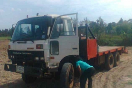 ขายรถเทนเลอร์ NISSAN UD 41 เครื่อง 285แรง