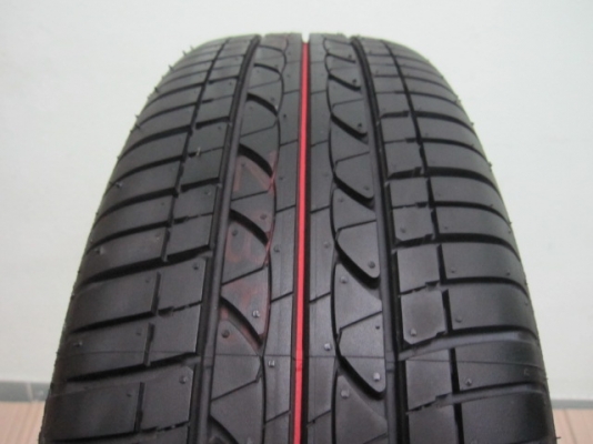 ขายยางพร้อมกะทะและฝาครอบรถ Suzuki Swift ยางป้ายแดงปี 13 ขอบ 15