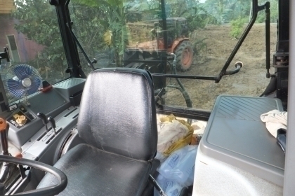 รถไถนาฟอร์ด 6640 (รถนอก)ปี55 ใช้งาน 5404 ชม. คานหน้าคาเรโร่ 2 เพลา