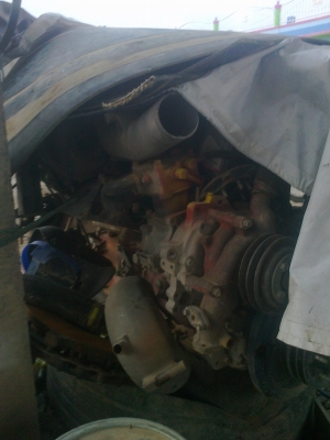 ขายเครื่องยนต์ P11 320 แรงม้า มีอุปกรณ์ให้ด้วย