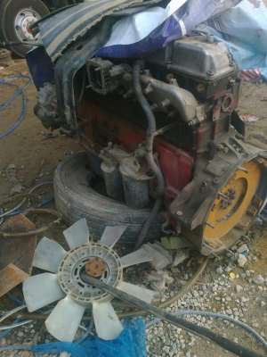 ขายเครื่องยนต์ P11 320 แรงม้า มีอุปกรณ์ให้ด้วย