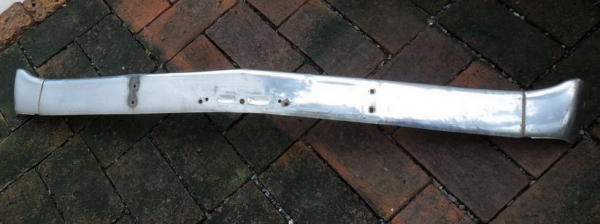 กันชนหน้า DATSUN 620 ช้างเหยียบของแท้