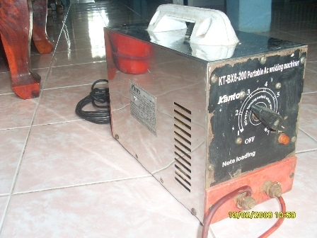 ขายเครื่องเชื่อมไฟฟ้า 200am. KANTO KT-BX6 200 ราคา 1500 บาท