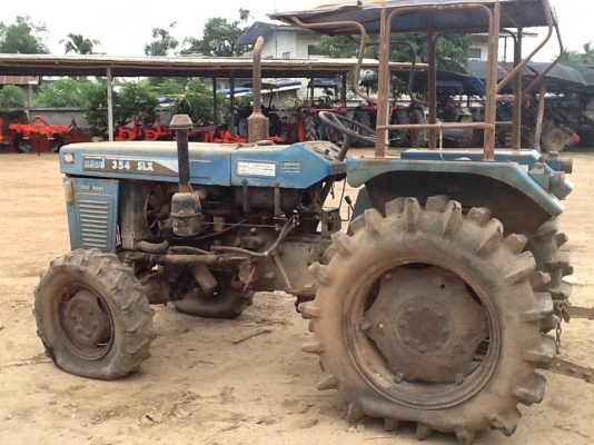 ขายซากรถไถแชมป์ SLX 354 4 wd ขายเป็นอะไหล่ มาชมเอาครับ