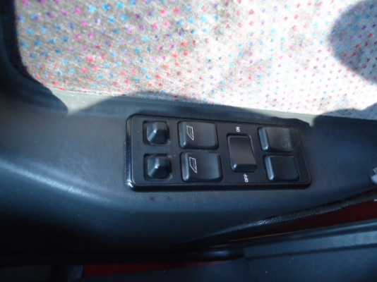 ทุกชีวิต ปลอดภัยใน วอลโว่ครับ รุ่น 460 GLT ราคา 85,000.- ทุกชีวิต ปลอดภัยใน วอลโว่ครับ รุ่น 460 GLT ราคา 85,000.-