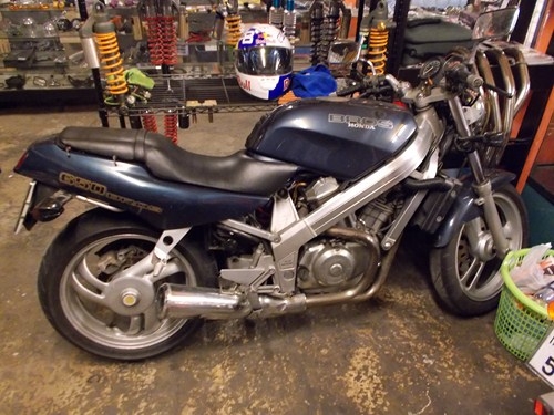 ขายHONDA Bros650ccทะเบียนแท้สภาพตามรูปจัดไปที่85000บาท