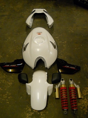 จำหน่ายอะไหล่เดิมแต่งบิ๊กไบค์น้ำมันเครื่องซ่อมบำรุงรักษาบิ๊กไบค์