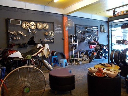 จำหน่ายอะไหล่เดิมแต่งบิ๊กไบค์น้ำมันเครื่องซ่อมบำรุงรักษาบิ๊กไบค์