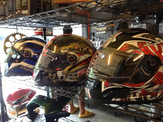 จำหน่ายอะไหล่เดิมแต่งบิ๊กไบค์น้ำมันเครื่องซ่อมบำรุงรักษาบิ๊กไบค์