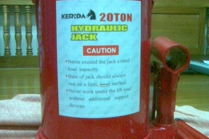 แม่แรง 20 ตัน1900 บาทราคานี้พร้อมส่งใช้งานดีครับสวยๆครับใช้งานดีครับสวยๆ แม่แรง 20 ตัน1900 บาทราคานี้พร้อมส่งใช้งานดีครับสวยๆครับใช้งานดีครับสวยๆ