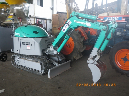 รถขุดเล็กยันม่้าร์