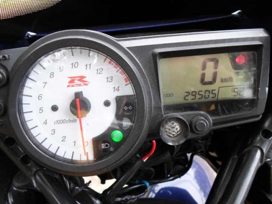 ขายรถจักรยานยนต์ GSX R1000 K4