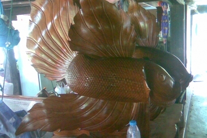 เป็นคู่ครับงานสวยครับ  สีทำเรียบร้อยแล้ว   ขนาด  สูง ประมาณ  เกือบเมตร  ยาวหัว - หางเกือบ 2 เมตรครับ