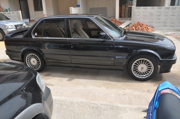 ขาย BMW 318i E30 เครื่อง M40 auto LPG ชุดแต่ง ALPINA แท้รอบคัน พร้อมใช้