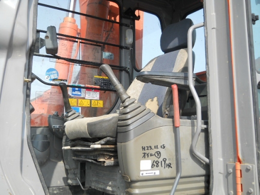 ขายด่วน HITACHI ZX 225 นำเข้าเองจากญี่ปุ่นยังไม่เคยใช้งานไทย  สภาพสวยจริง ๆๆจ้า