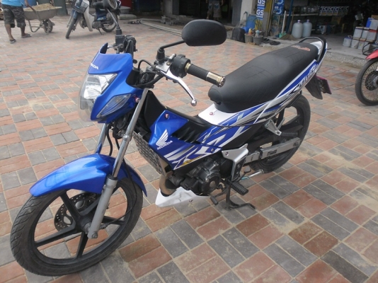 sonic125ตัวใหม่สตาร์ทมือปี48รถบ้านเครื่องดีสีสวยภาษีไม่ขาดเอกสารครบ