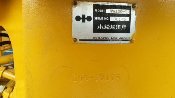 รถตักล้อยาง WA100-1-30175  รถนำเข้าจากญี่ปุ่น  ไม่เคยใช้งานในไทย  3,300 ชั่วโมง  ตรวจเช็คสภาพเสร็จเรียบร้อย พร้อมใช้งานได้ทันที  โทร.081-373-0559