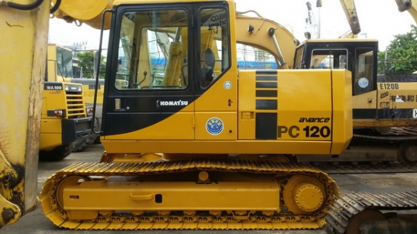รถแบคโฮ  PC120-5-37285  รถนำเข้าจากญี่ปุ่น  ยังไม่เคยใช้งานในไทย  ตรวจเช็คสภาพพร้อมใช้งานเรียบร้อยแล้ว  โทร.081-373-0559