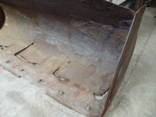 ขายรถตัก Caterpillar  910F รถจอดที่สมุทรปราการ สภาพสวย นำเข้าจากนอก 100\% ไม่มีการใช้งานในไทยแน่นอนค่ะ สนใจติดต่อเจี๊ยบได้เลยค่ะโทร 087-33102548ค่ะ