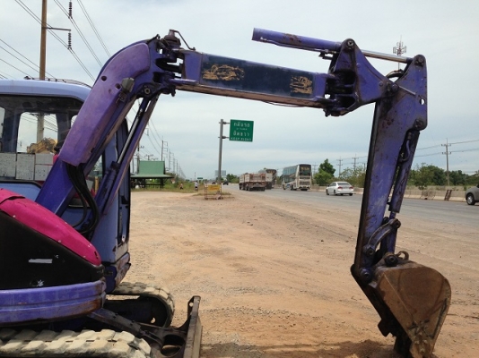 รถแบคโฮ KOMATSU PC50UU-2 รถแบคโฮ KOMATSU PC50UU-2