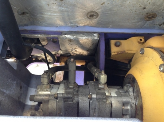 รถแบคโฮ KOMATSU PC50UU-2 รถแบคโฮ KOMATSU PC50UU-2