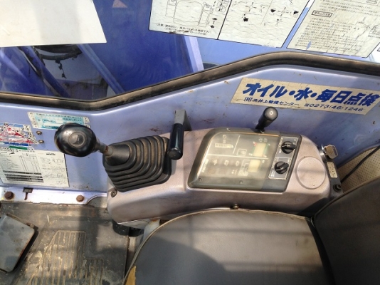 รถแบคโฮ KOMATSU PC50UU-2 รถแบคโฮ KOMATSU PC50UU-2