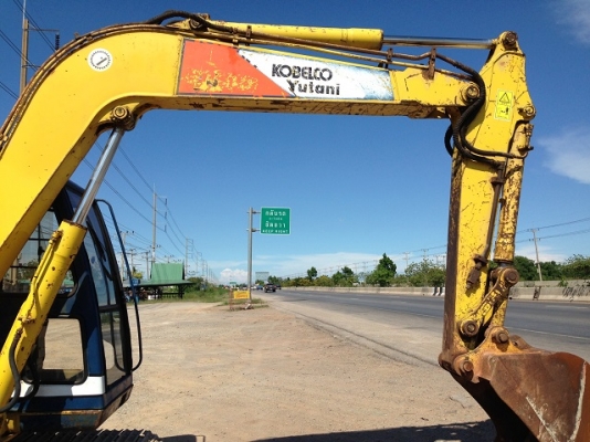 รถแบคโฮ KOBELCO SK60-1(มาร์คทรี) รถแบคโฮ KOBELCO SK60-1(มาร์คทรี)