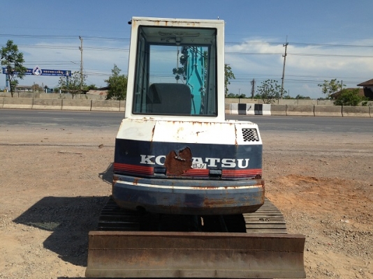 รถแบคโฮ KOMATSU