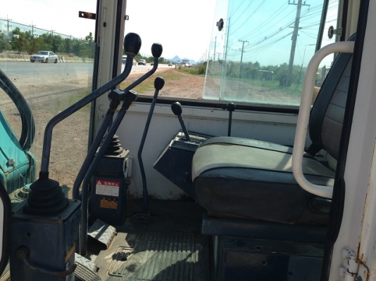 รถแบคโฮ KOMATSU