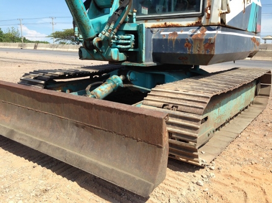 รถแบคโฮ KOMATSU