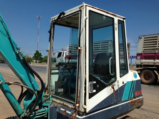 รถแบคโฮ KOMATSU