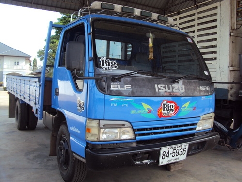 ขาย ISUZU NPR71PY52  130Hp รถห้าง6ล้อยาว5เมตรปี2005